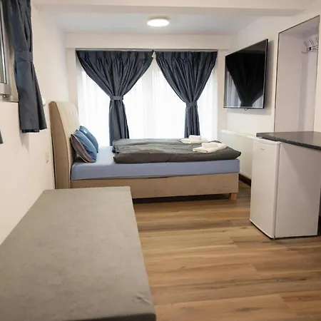 Novohome * פראג
